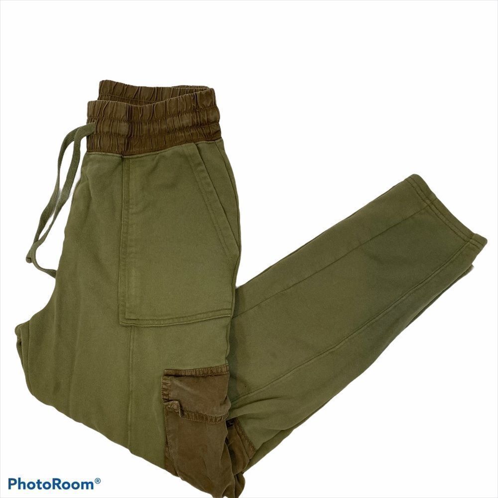 Fabletics Dark Green Cargo Pants Cinched Leg Size XS‎